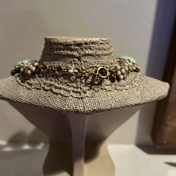 Stunning Vintage J.CREW mint green Necklace - Picture 4 of 5